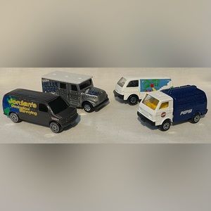 Maisto Trucks (33-36)